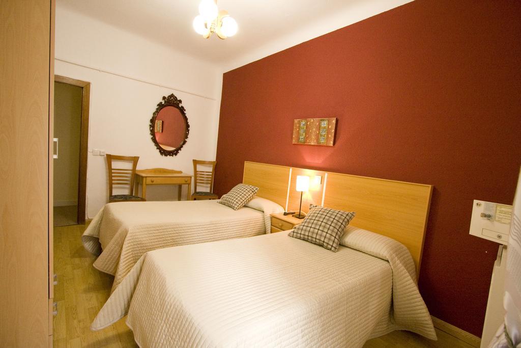 Hostal Trevinca 마드리드 외부 사진