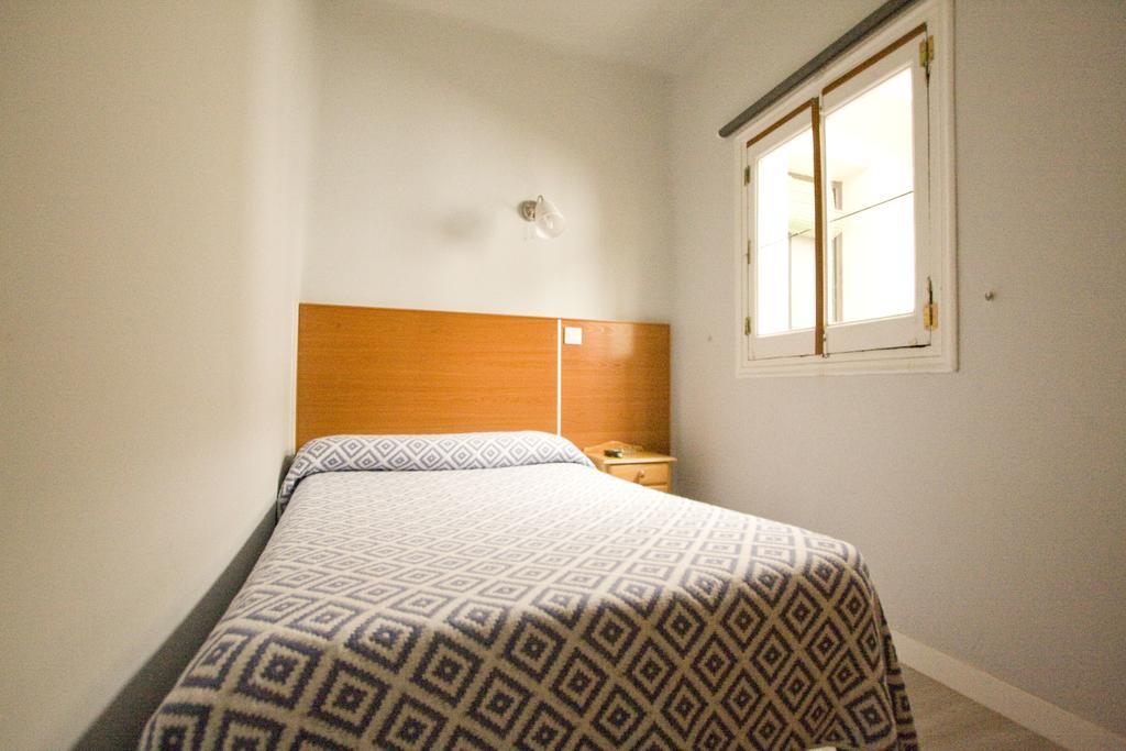 Hostal Trevinca 마드리드 외부 사진