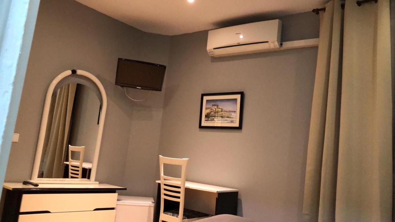 Hostal Trevinca 마드리드 외부 사진