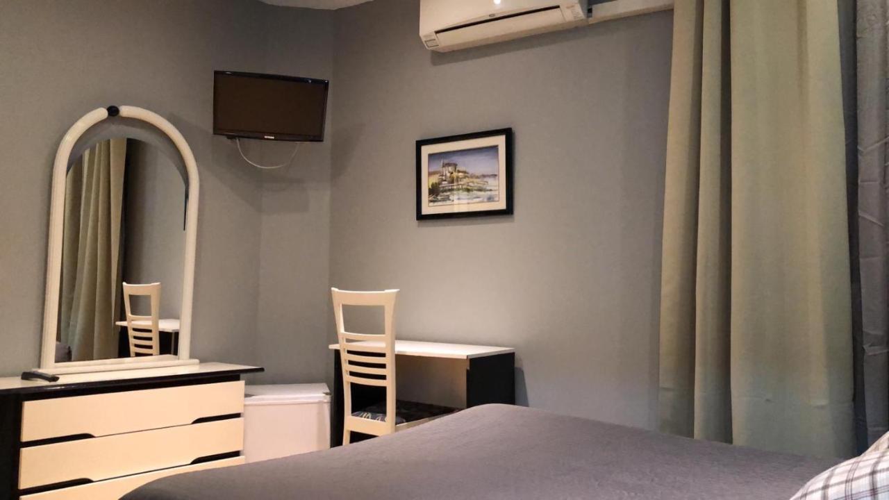 Hostal Trevinca 마드리드 외부 사진