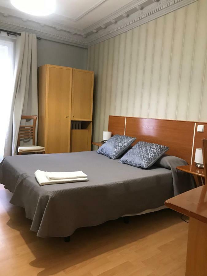 Hostal Trevinca 마드리드 외부 사진