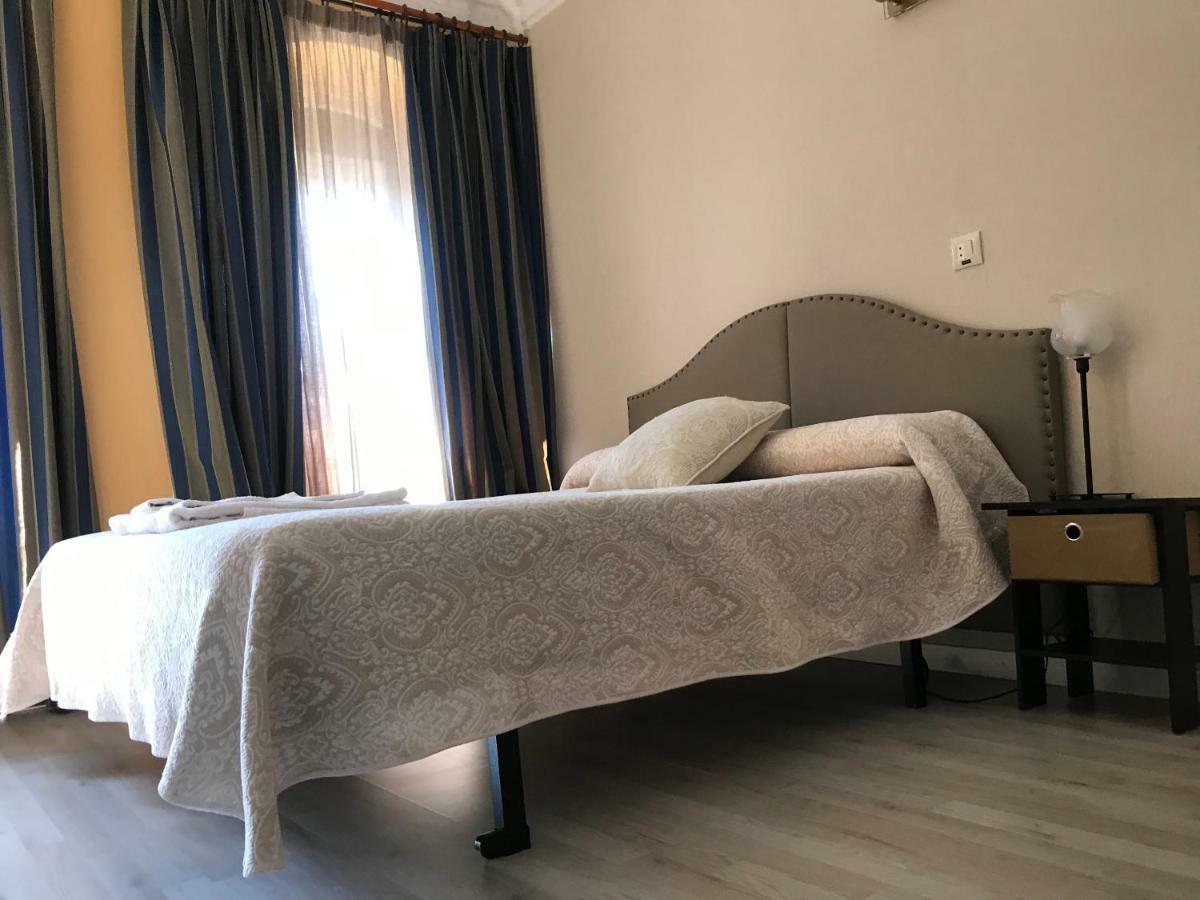 Hostal Trevinca 마드리드 외부 사진