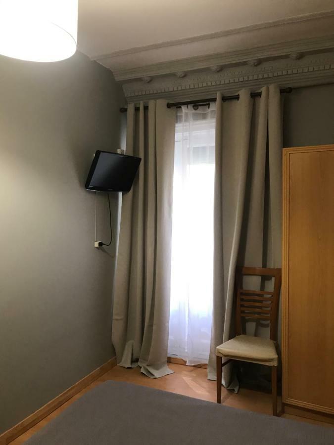 Hostal Trevinca 마드리드 외부 사진