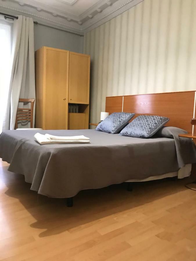 Hostal Trevinca 마드리드 외부 사진