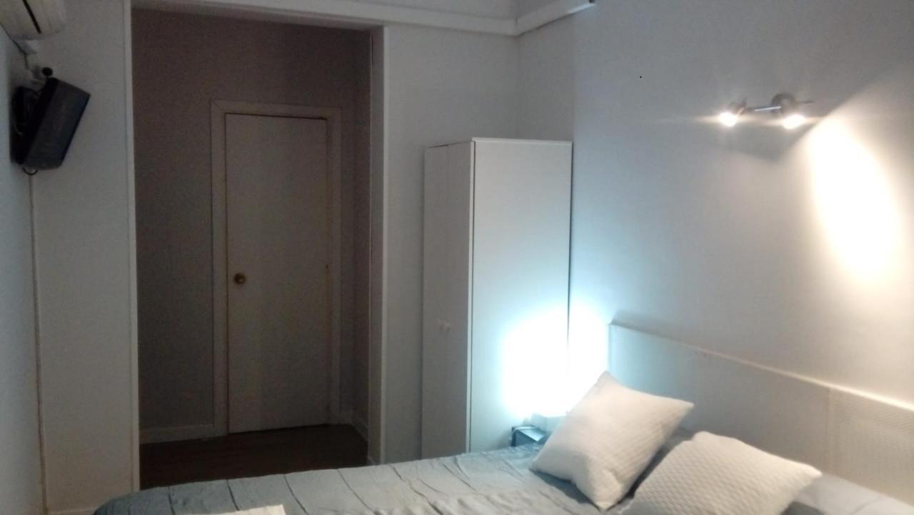 Hostal Trevinca 마드리드 외부 사진